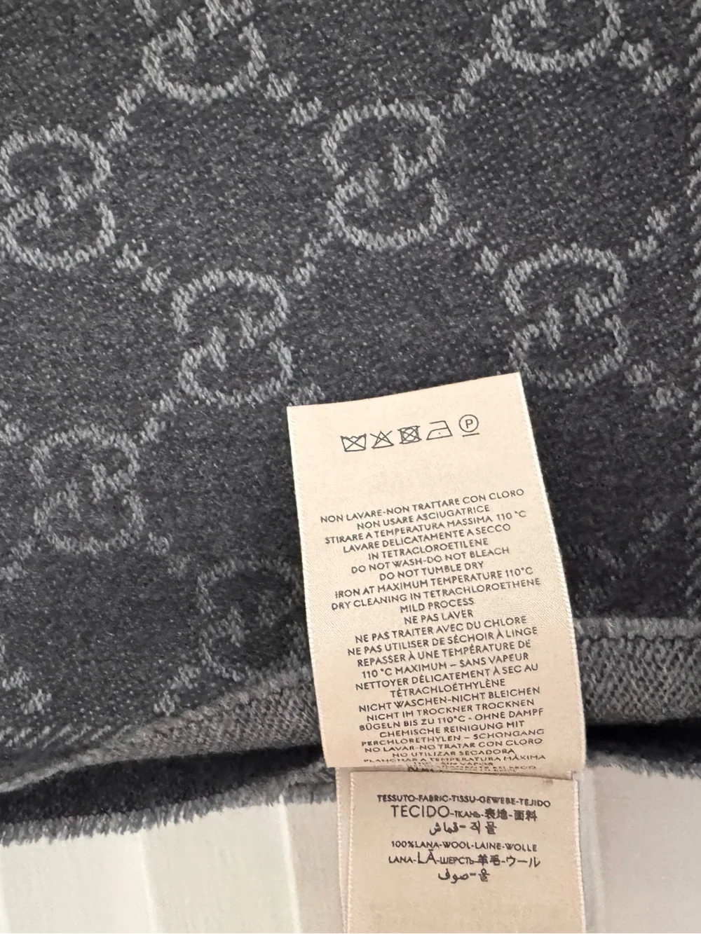NEW Gucci ‘Sten’ GG Logo Wool Scarf - Charcoal Grey & Light Gray Contrast